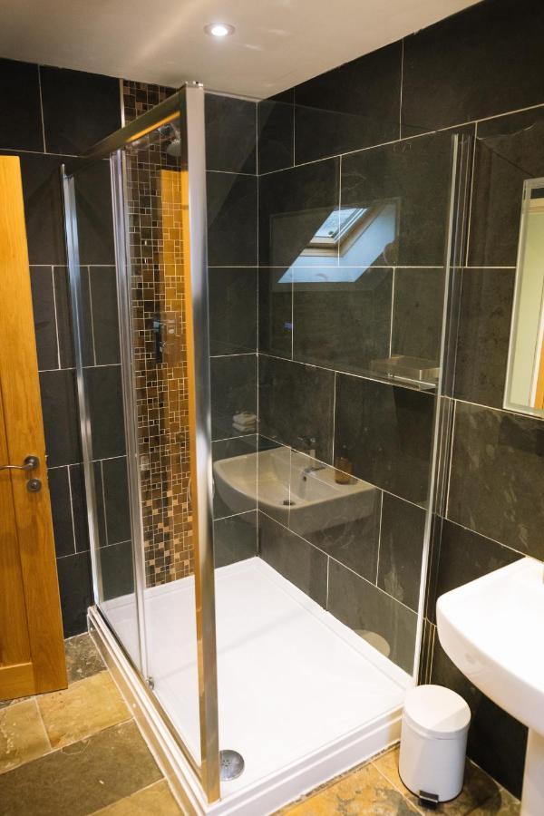 The Tal-Y-Cafn Hotel Conwy Luaran gambar